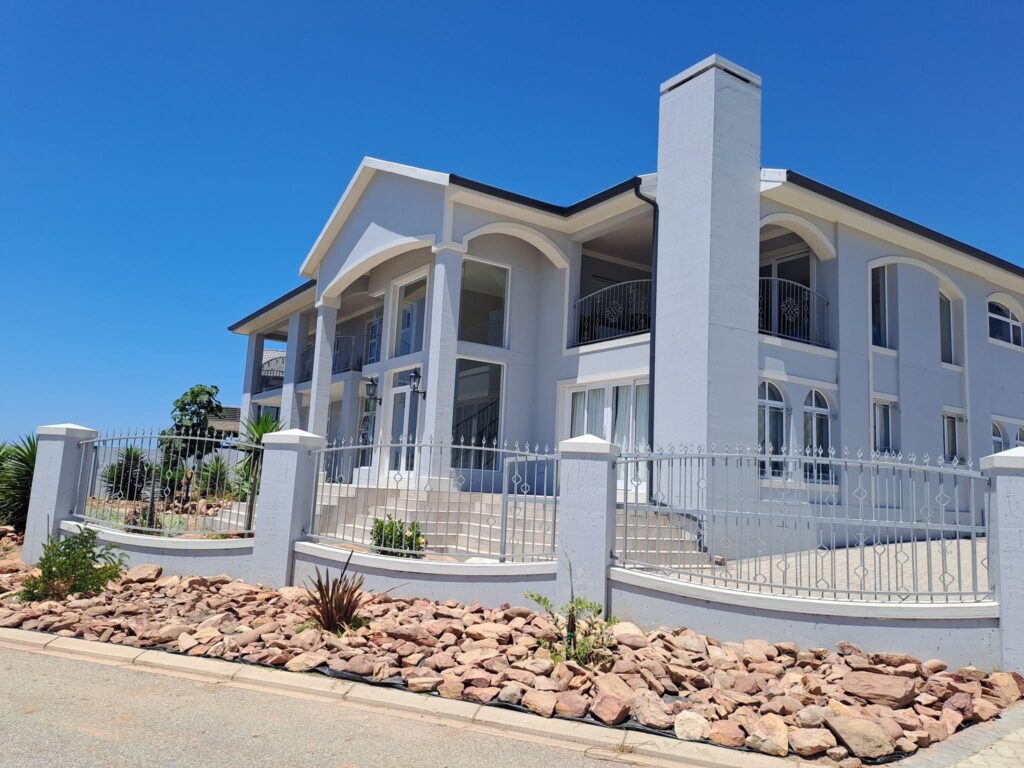 Stone Crown Manor – Mossel Bay photo 6