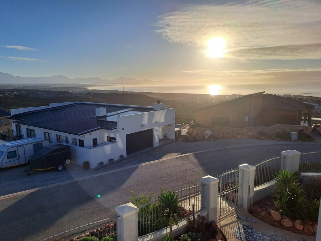 Stone Crown Manor – Mossel Bay photo 8